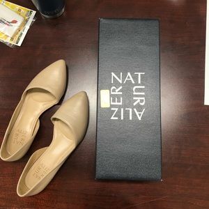 Naturalizer Flats